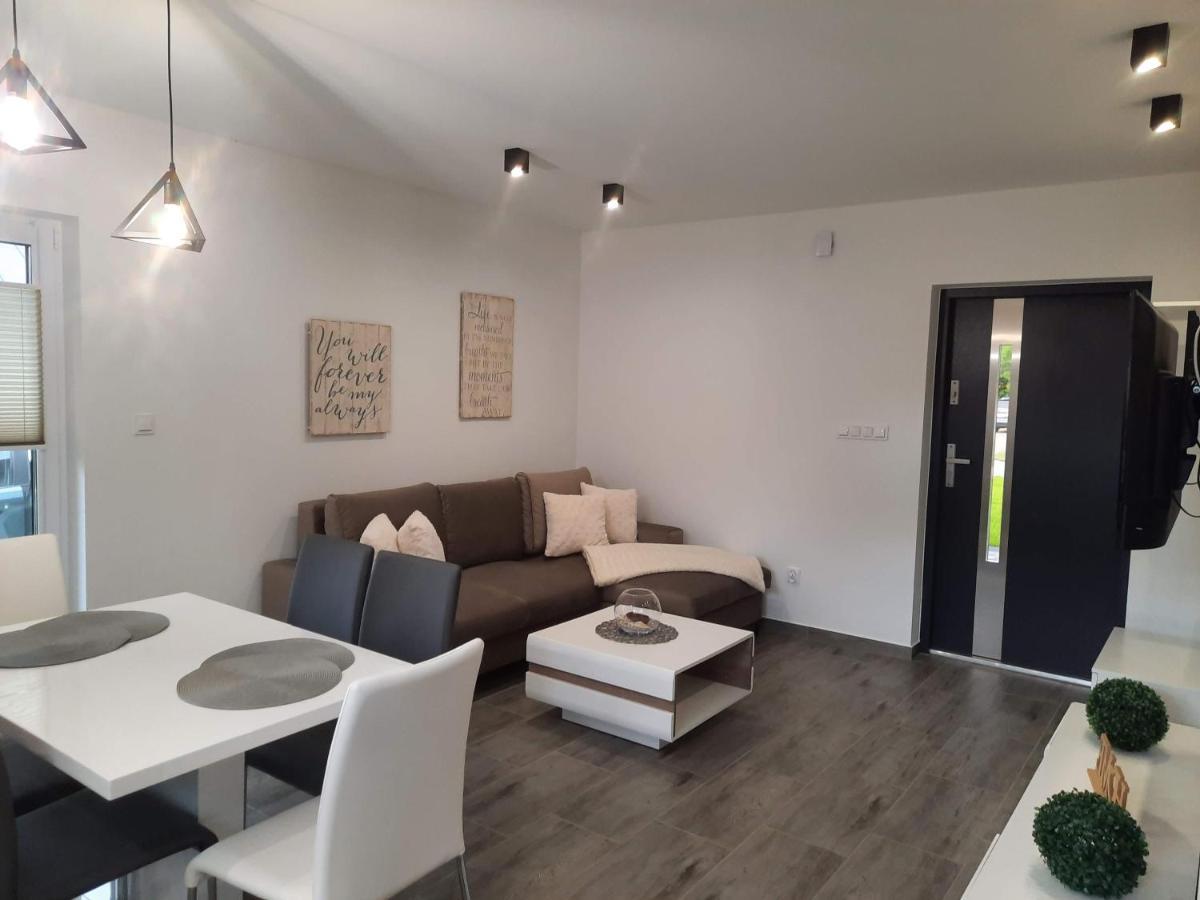 Apartamenty Las Zator Exterior photo
